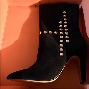 42 GOLD Black Suede Pointed-Toe Stud Ankle Boot